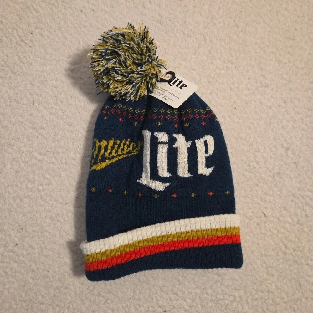 Miller Lite Beanie Hat Adult One Size Logo Pom Pom Winter Beer Bar Brewery‎ NEW